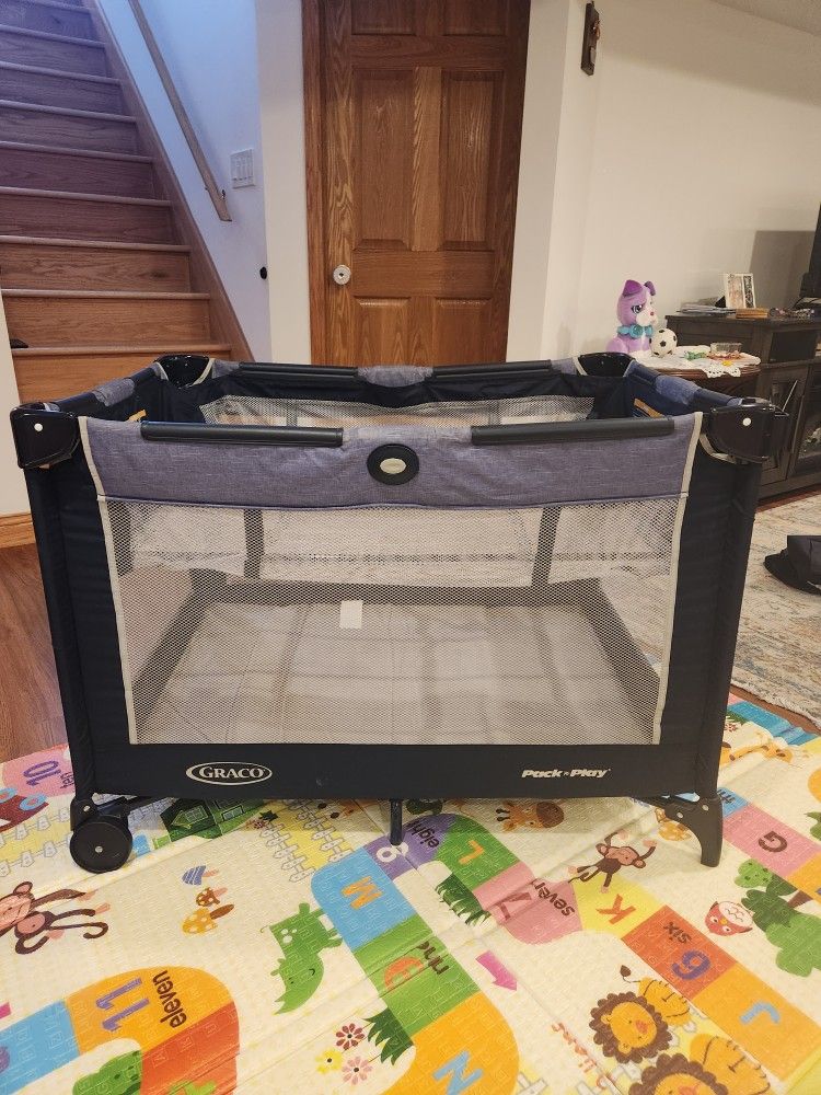 Graco Crib