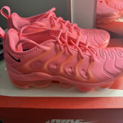 Nike Air VaporMax Plus