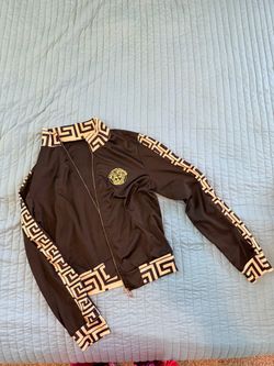 Branded tops - Size Large