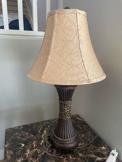Table lamp