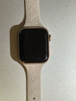Apple Watch - 40mm - Series 4 - 8 Bands included