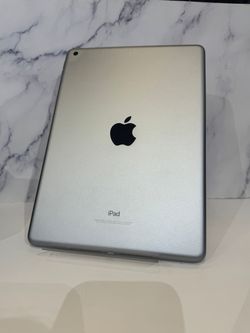 Apple iPad 5th Gen 32GB Wifi Pre-owned