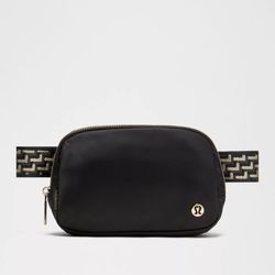 Brand new Lululemon Everywhere Belt Bag 1L Monogram Metallic Sold Out Online