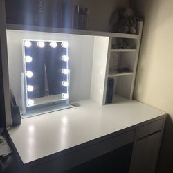 Vanity/ Desk 🫧  MIRROR INCLUDED