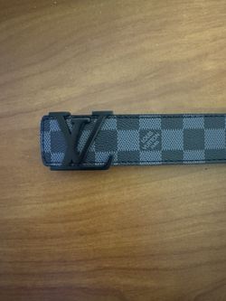 New Louis Vuitton (LV) belt