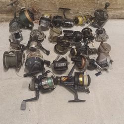 Vtg Fishing Reel Lot Of 23