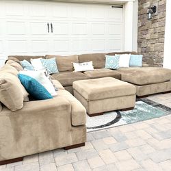 Comfy Large Sectional Family Sofa +Ottoman
