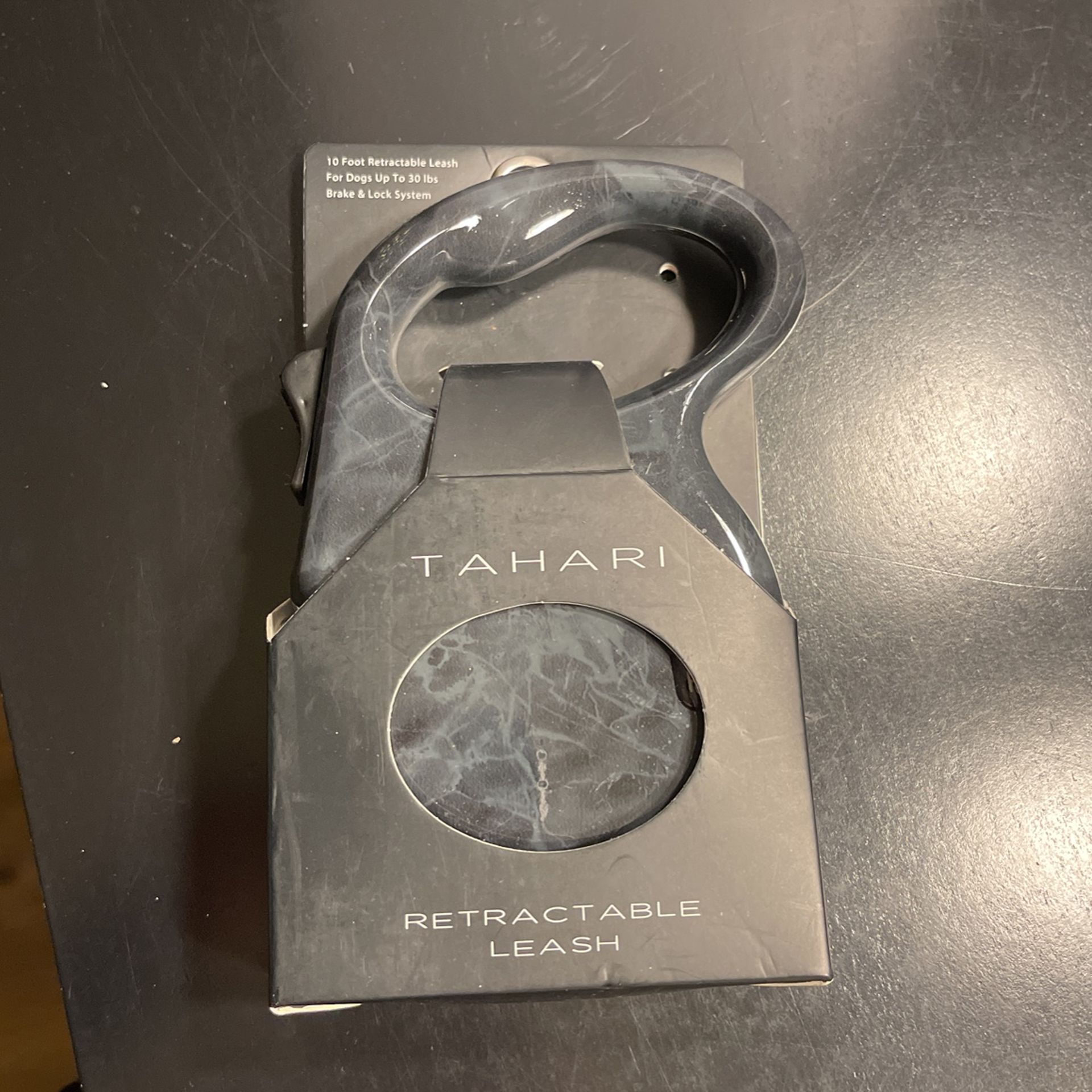 Dog Leash. Retractable.