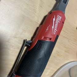 Firm! Milwaukee M12 FUEL 12Volt Lithium-Ion Brushless Cordless High Speed 3/8” Ratchet (Tool-Only)