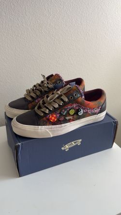 Souvenir Vans
