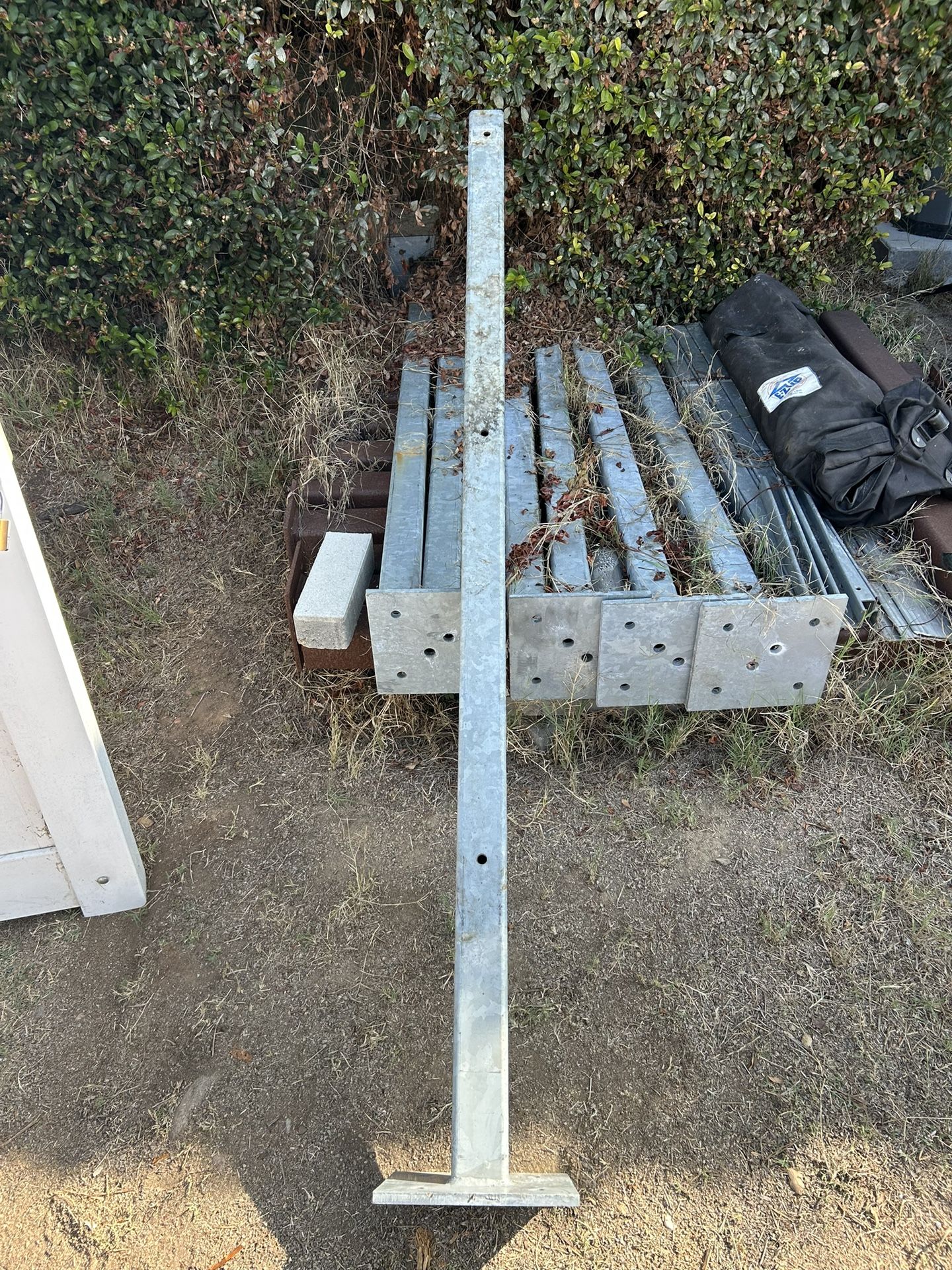 Fence 7 Galvanized Post 3”x3”, 10” Square Plate.