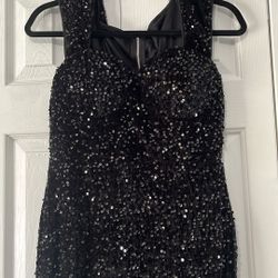 Dress for holiday party  