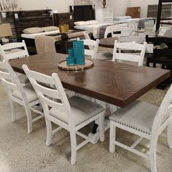 PH💥$49 Down Payment for financing 👉Valebeck  White-Brown Counter Height Dining Room Set 