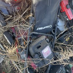 3 Lawnmowers For Parts