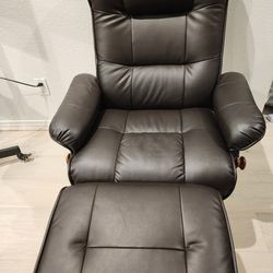 Brown Leather Recliner With Ottoman