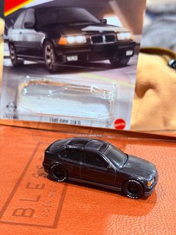 1995 BMW 318 Ti custom wheels