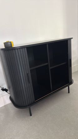 Accent cabinet table
