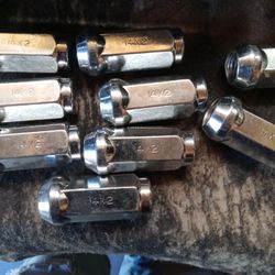 14x2 1.8" Tall Lug Nuts (22pc)