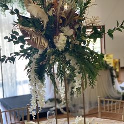 Gold Centerpieces 