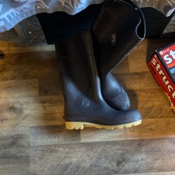 Boots For Sale Never Used 