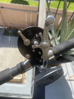 Penn JIGMASTER 500 / Penn Sabre 20-50” Fishing Combo
