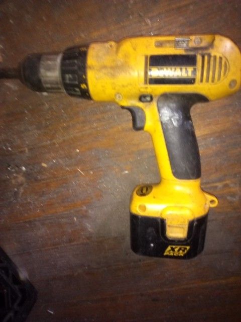 DeWalt XR Drill