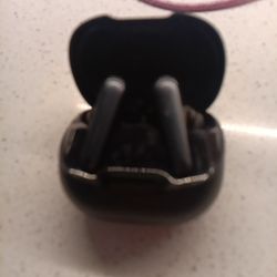 Bluetooth Earbuds