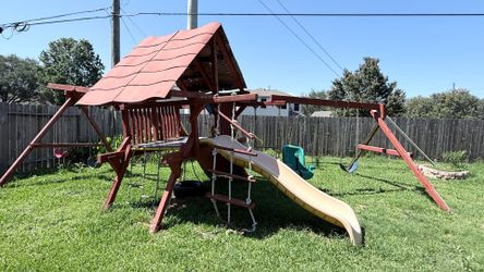 Free Wooden Playset