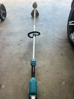 Makita Grass Trimmer