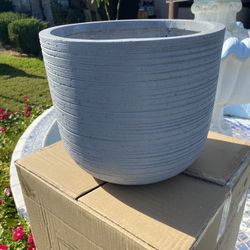 Brand New Ceramic Pot 