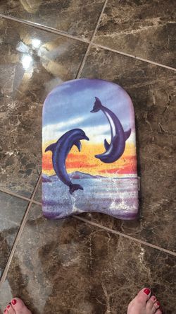 SMALL SURF BOARD