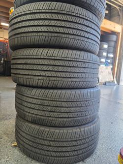 245-45-20:4 Goodyear Eagle Touring 99%