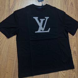 Louis Vuitton T-shirt Size M Black  
