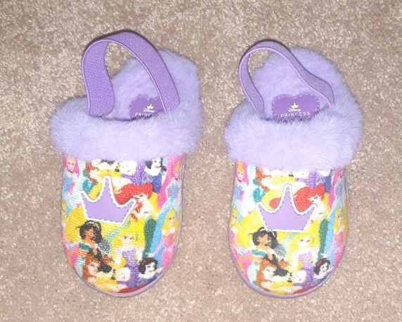 Little Girls' Purple Disney Princess Slippers Size 5/6