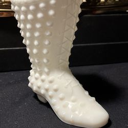 Vintage Fenton White Milk Glass Hobnail Collectible Shoe 