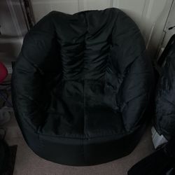 rolling chairs and bean bag