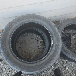 Set Tire and tv