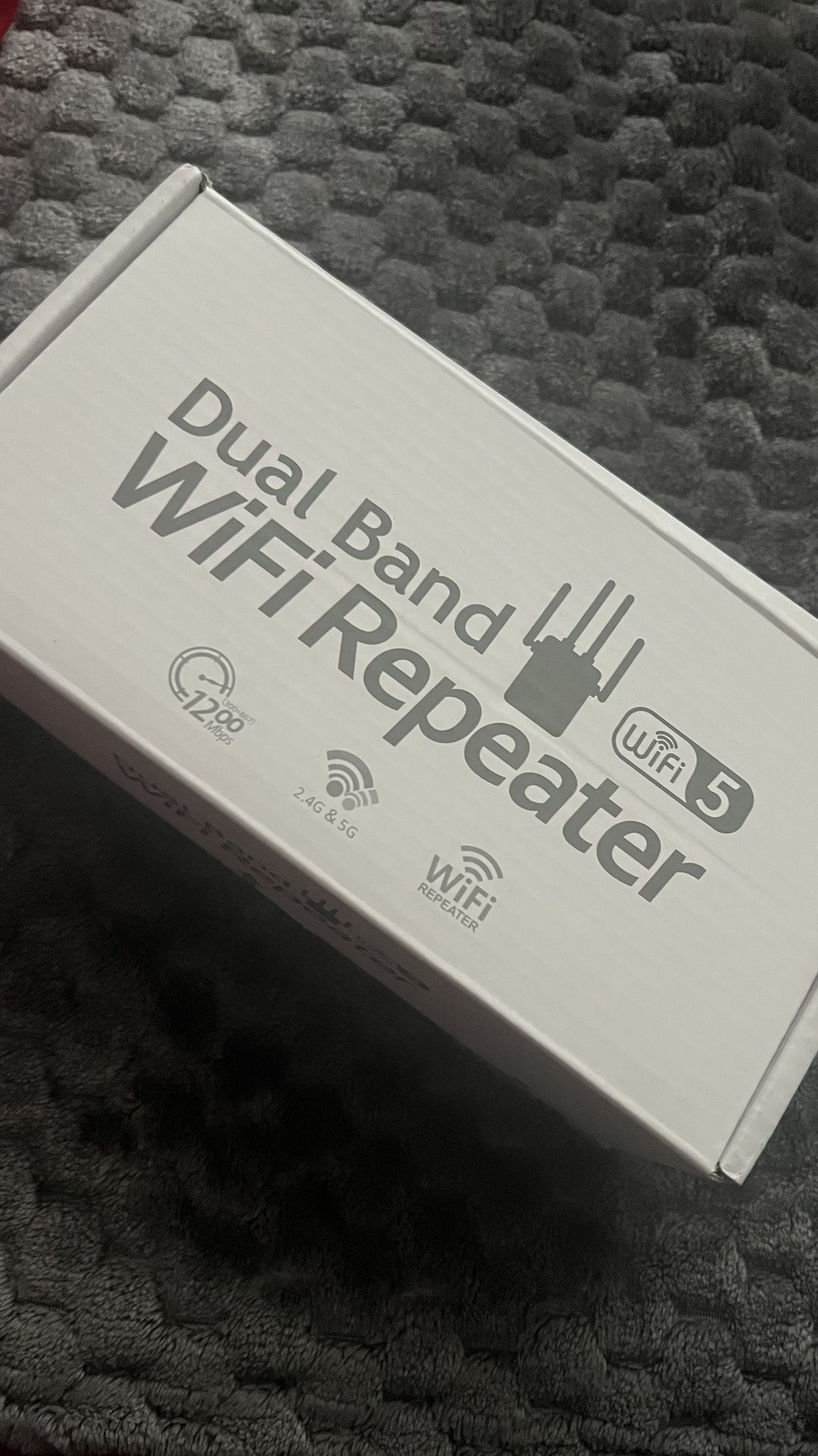 WiFi Repeater Signal Extender, Extends Coverage to 12880 Sq.ft, Handles 105 Devices, Dual-Band 5GHz/2.4GHz Wireless Repeater Amplifier, WiFi Extender