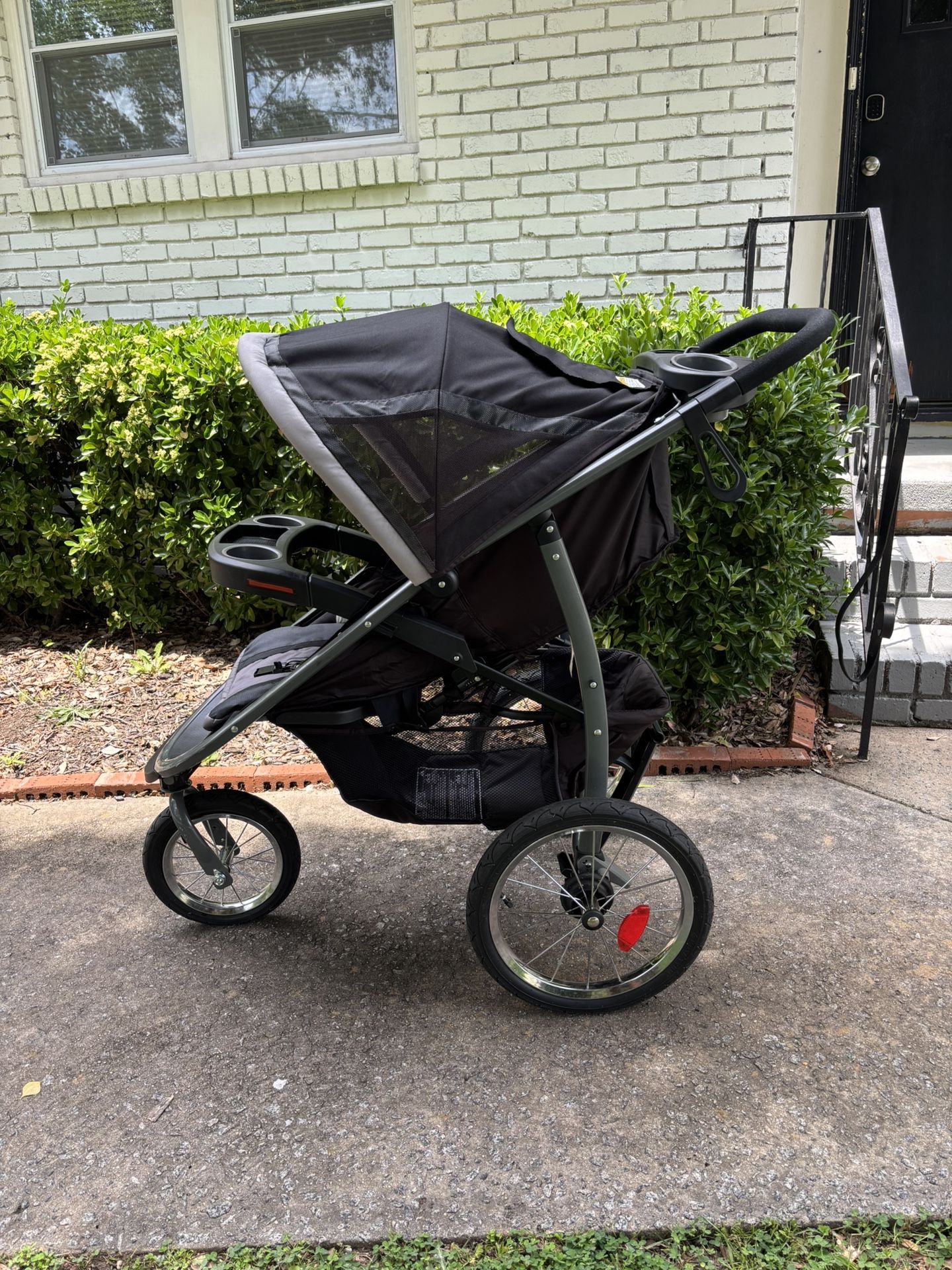 Graco FastAction Fold Jogger Stroller