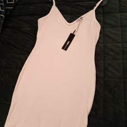 Fashion Nova Women's Size Large White Spaghetti Strap Dress. 