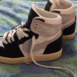 New Nike Shoes Size 5 Womans Never Worn 