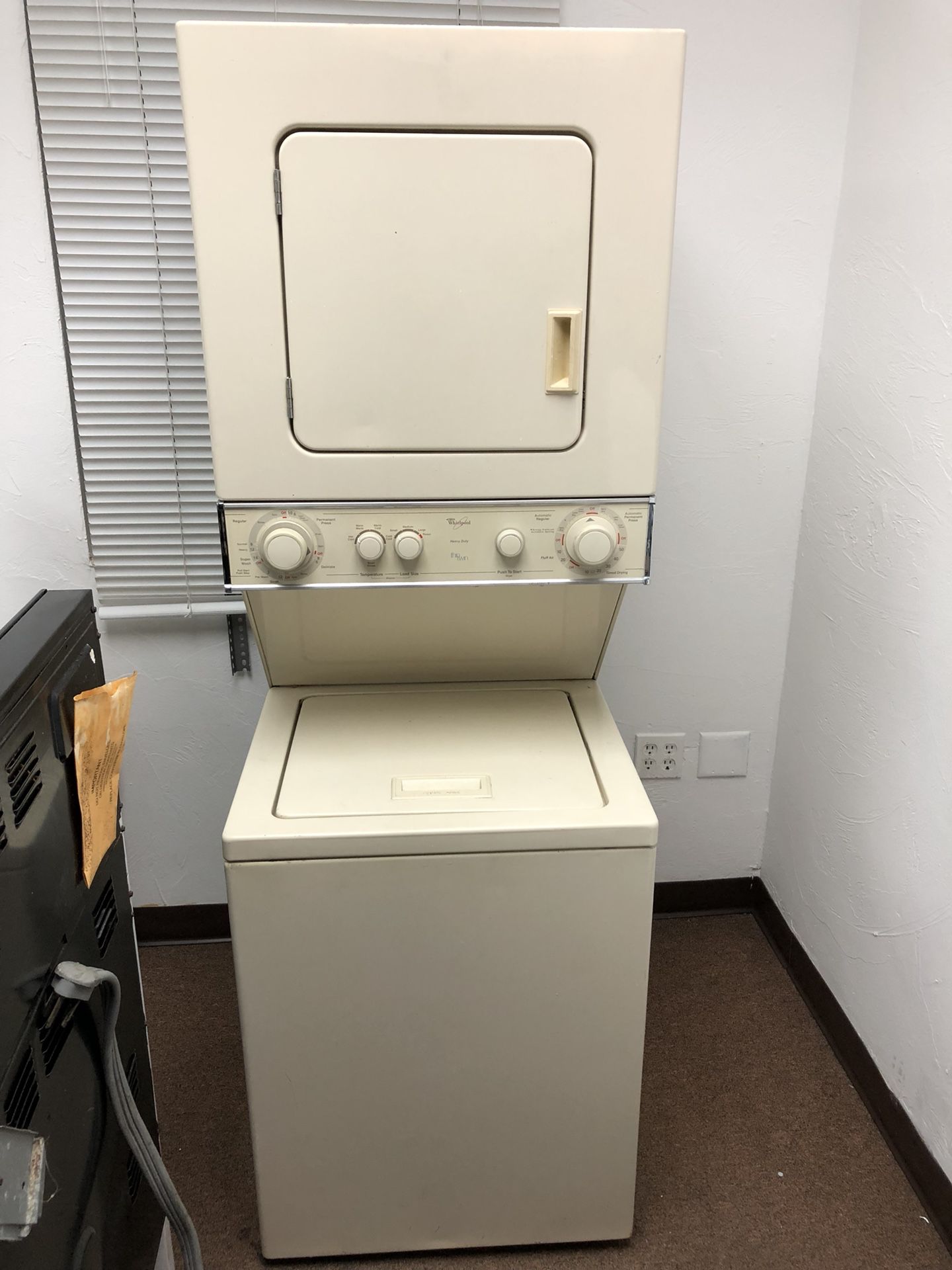 Surgir Sollozos Admirable Compact washer and dryer combo - Lavadora y Secadora compacta for Sale in  Miami, FL - OfferUp