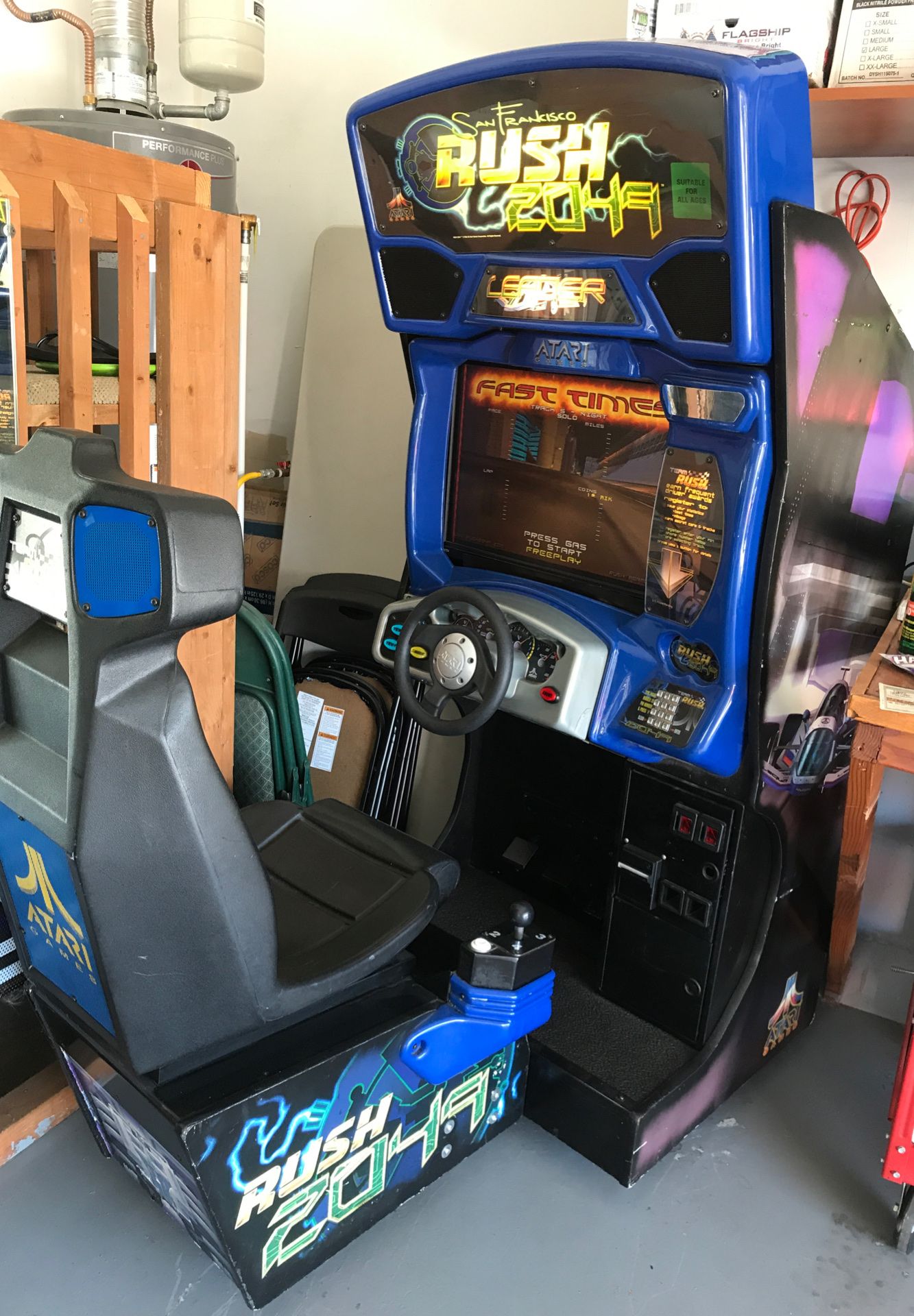Atari Rush 2049 Arcade Driving game