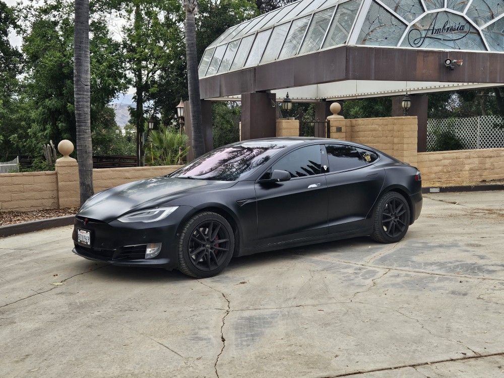 2019 TESLA MODEL S RAVEN PERFORMANCE P100D W/LUDICROUS+MODE,0-60 in 2.4 SECS!