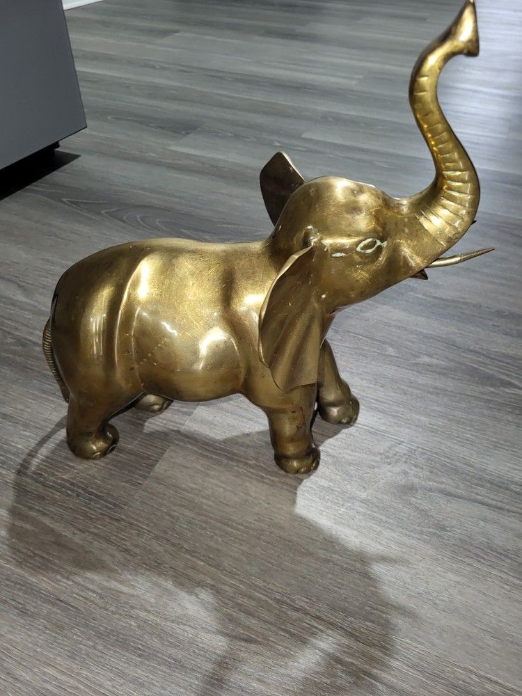 9 1/2 Lb Brass Elephant 
