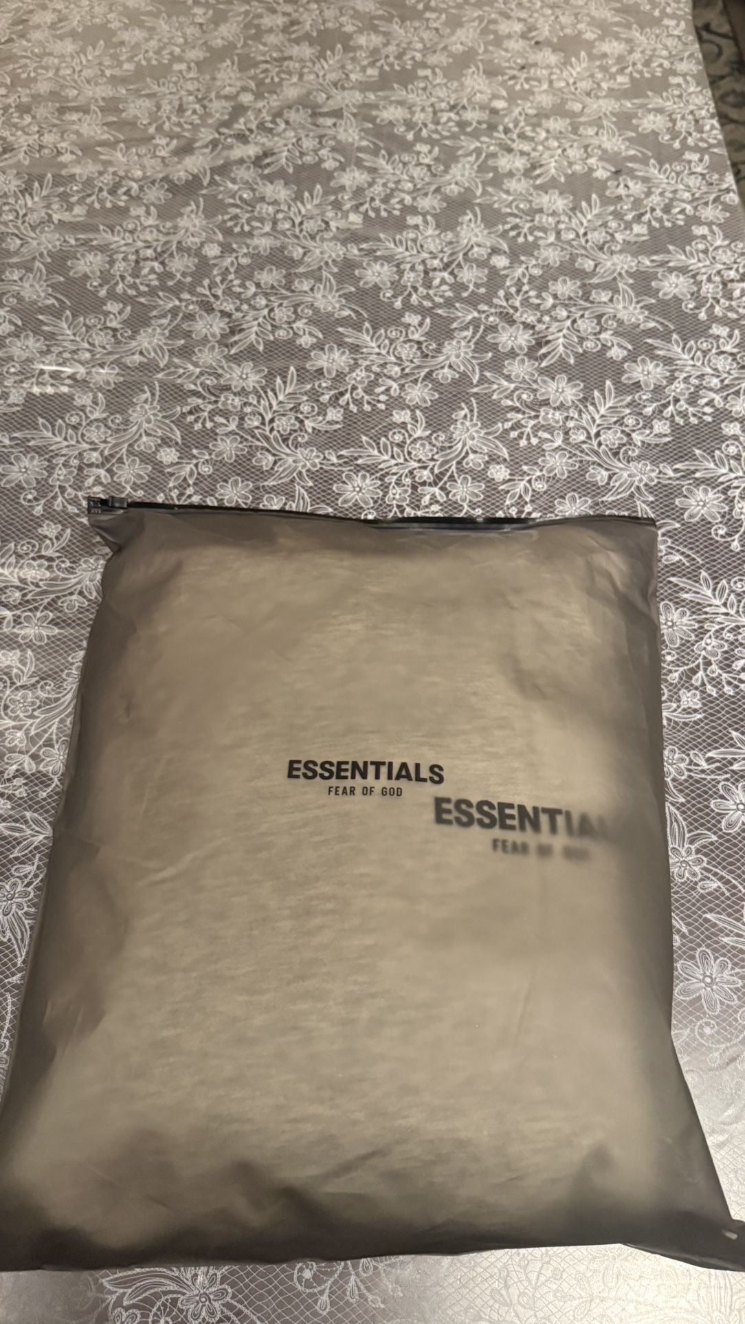 Essentials Fear of God Hoodie – Light Oatmeal | Size Large