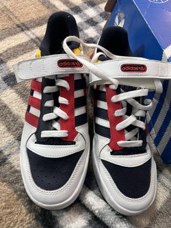 adidas men's shoes size 7.5 new