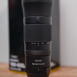 Nikon Z 180-600