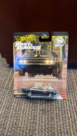 Hot Wheels Fast & Furious 1970 Dodge Charger (Chase Car)