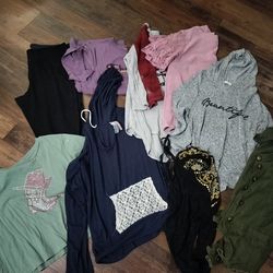 Women's size large clothing bundle